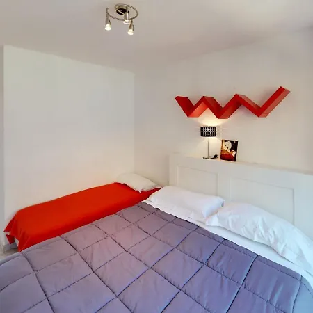 Apartment 2p Dernier Etage, Parking Prive, Climatisation, Wifi - Fr-1-196-159 Menton